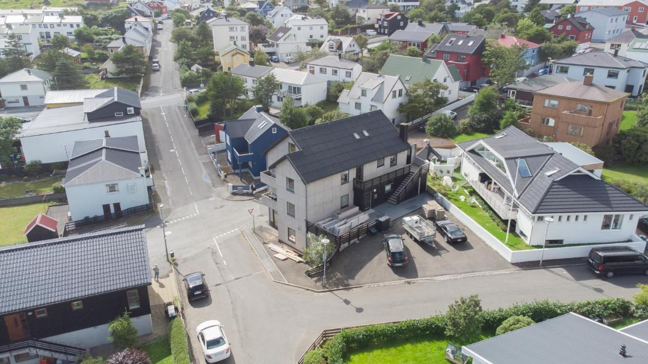 The Bird / Guesthouse / 10 Min Walk Downtown Tórshavn Buitenkant foto